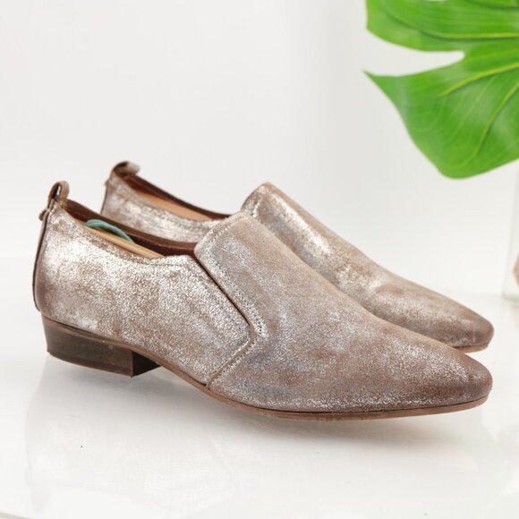 Seychelles Womens Bootie Size 8 Distress Silver Metallic Slip On Shoes Point Toe - Picture 1 of 12